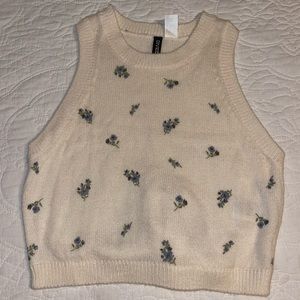 Floral Knot Top 🪻